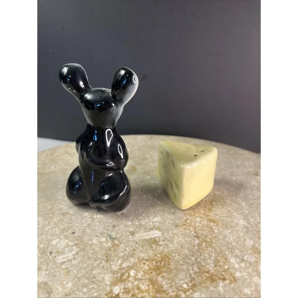 Vintage Anthropomorphic Mouse Cheese Rat Animal Salt and Pepper Shakers